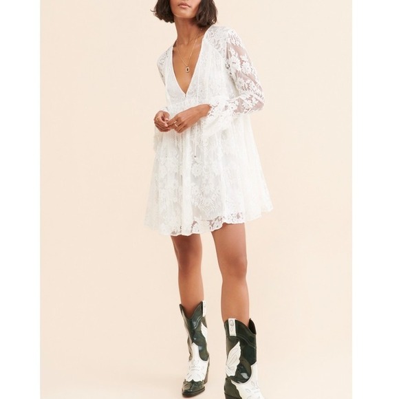 Free People Dresses & Skirts - Free People Aurelia Lace Mini Dress in Ivory Size Medium